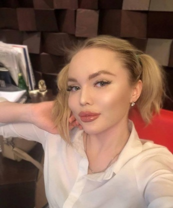 Раскрепощенная красавица ждет своего щедрого спутника для горячих встреч. Яркая, страстная, сексуальная - приезжай, и мы окунемся в мир наслаждения вместе. Фото 100% реальные! 10039, 27 лет